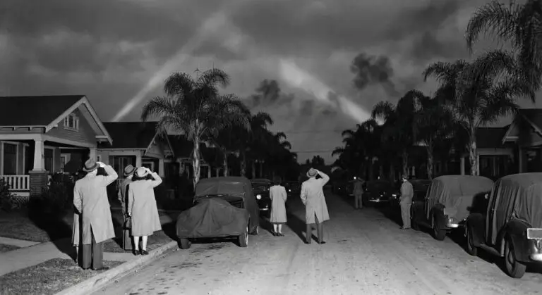 Eyewitnesses Under Blackout