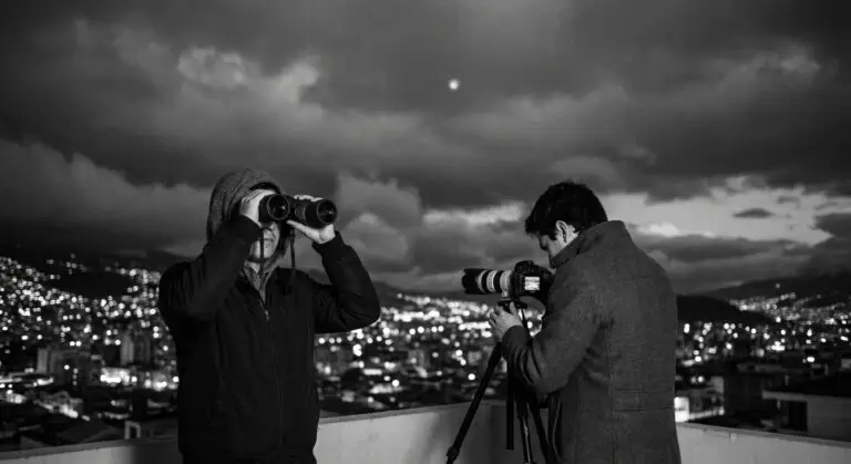 Night sky watch over Quito