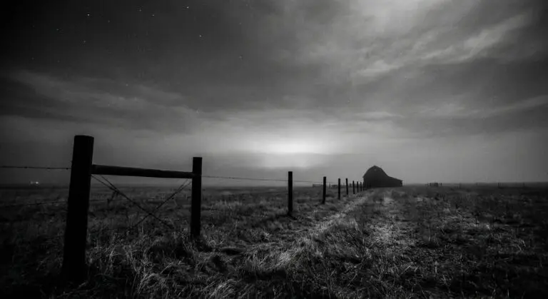 Night sky rumor imagery