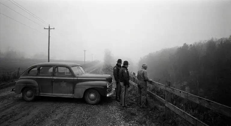 Pre-Roswell pattern: small-town responders