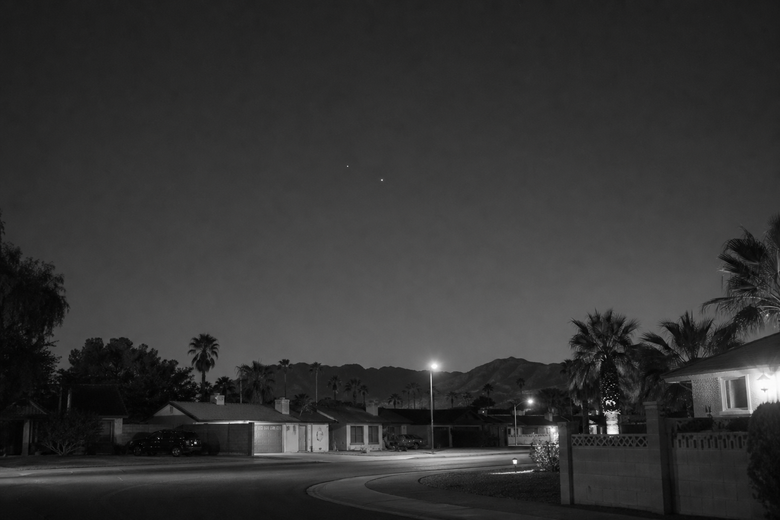 Two Lights Over Glendale
