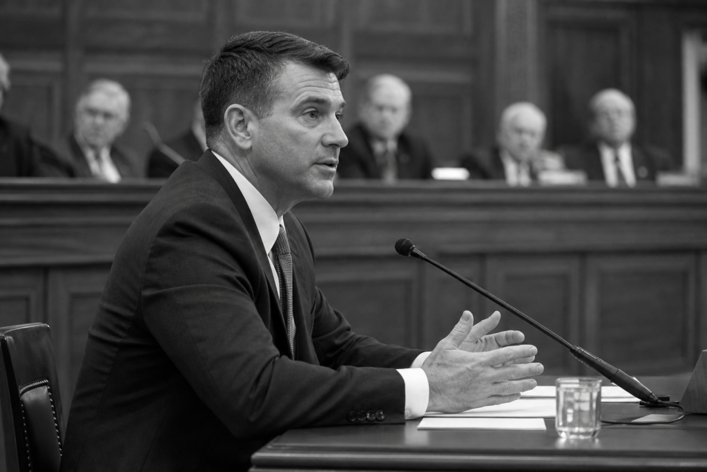 Former Navy Aviator Testifying Before Congress