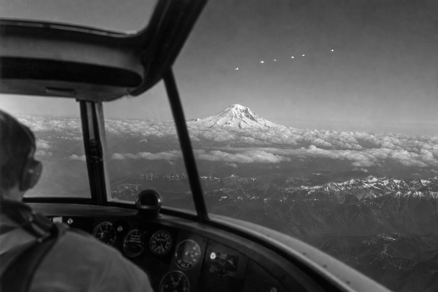 Pilot Over Mount Rainier