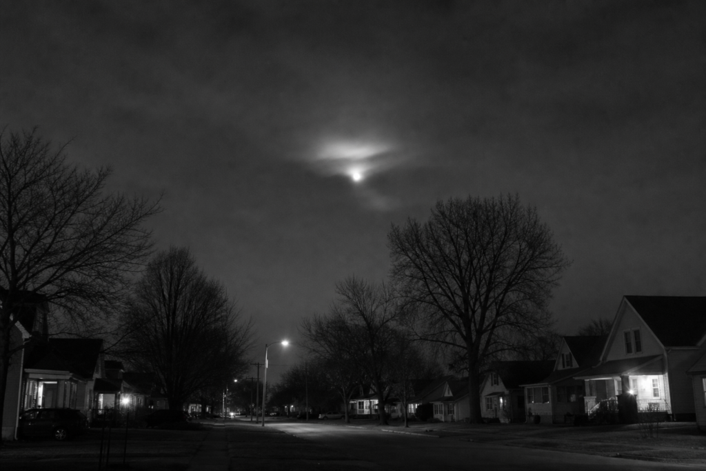 Reported light over Evansville