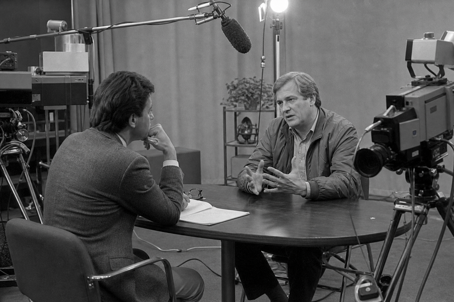 Long-form witness interview