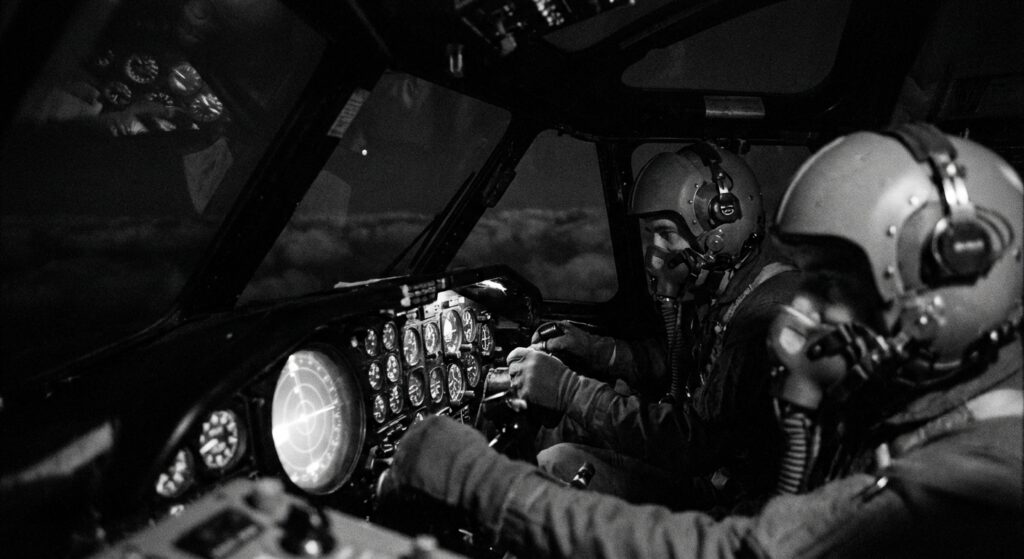B-52 crew radar anomaly