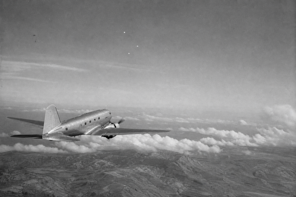Commercial Flight Over the Idaho–Oregon Corridor